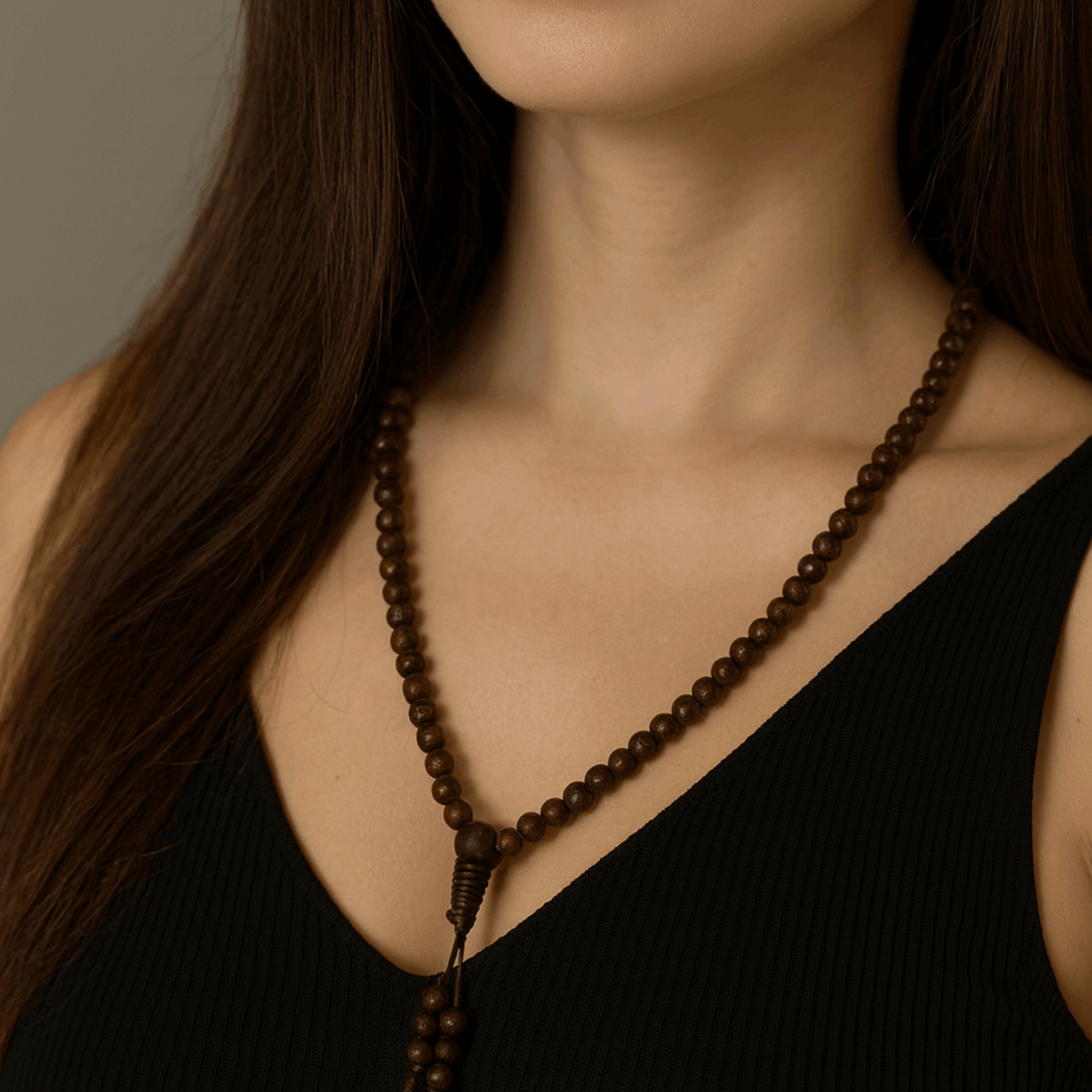 שרשרת מַאלַה העשויה מעץ אגר